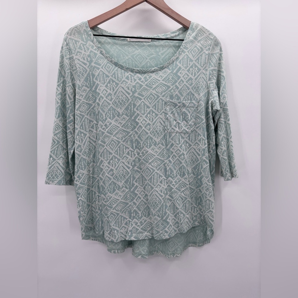 Peruvian Connection Scoop Neck Pullover  Shirt Small Mint/Off White Aztec Print